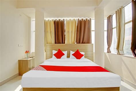 Oyo flagship 807723 hotel the grand rdc <b> Login to Book Now & Pay Later! Ghaziabad Hotels By Star Rating</b>
